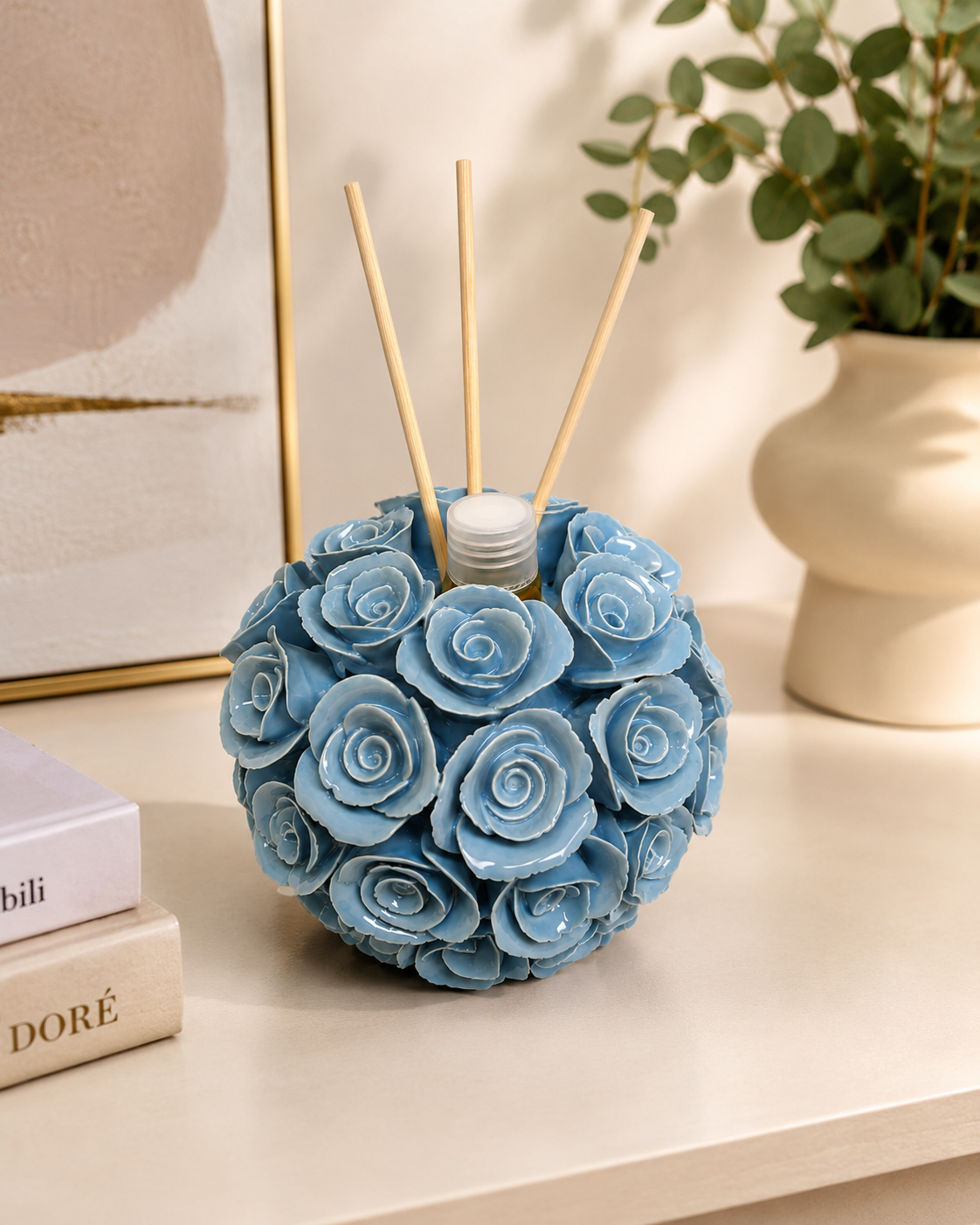 Profumatore Ambiente di Design con Rose in Ceramica Celeste – Eleganza e Stile per la Casa